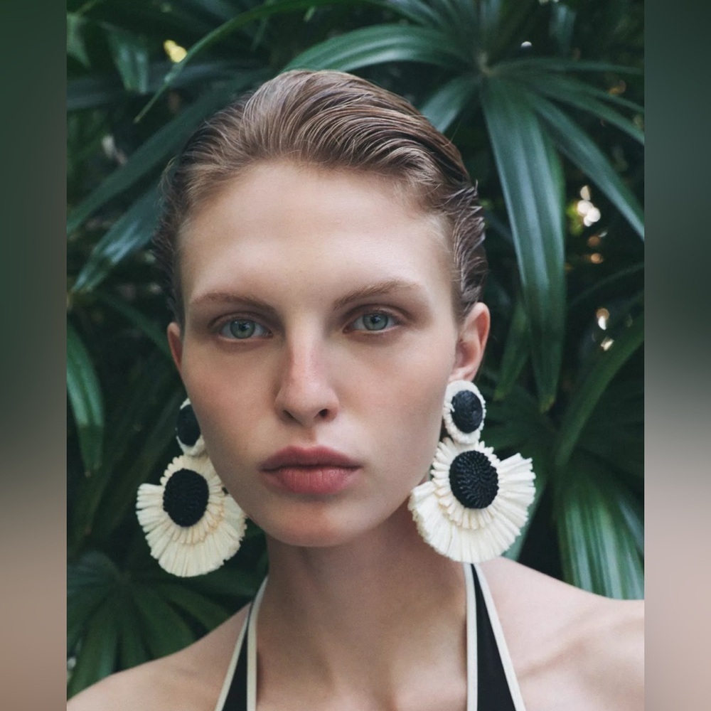 🔥🔥Zara texture twist earrings